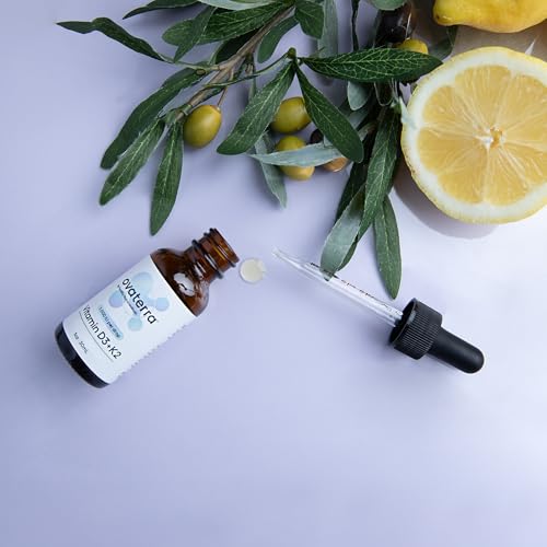 Botella de vitaminas D3 K2 líquidas con sabor limón y etiqueta