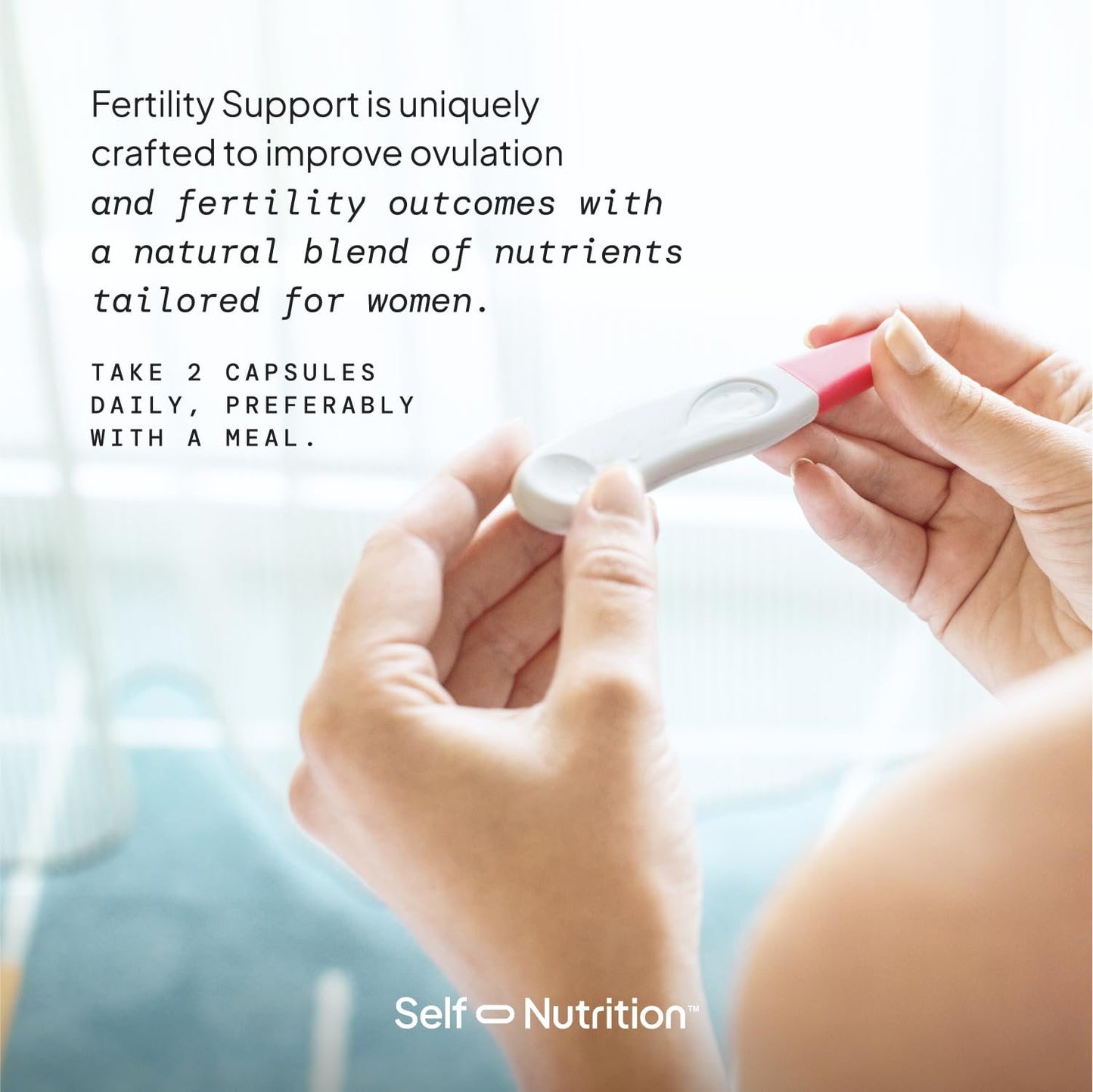 Detalle de cápsulas para fertilidad SELF NUTRITION en envase