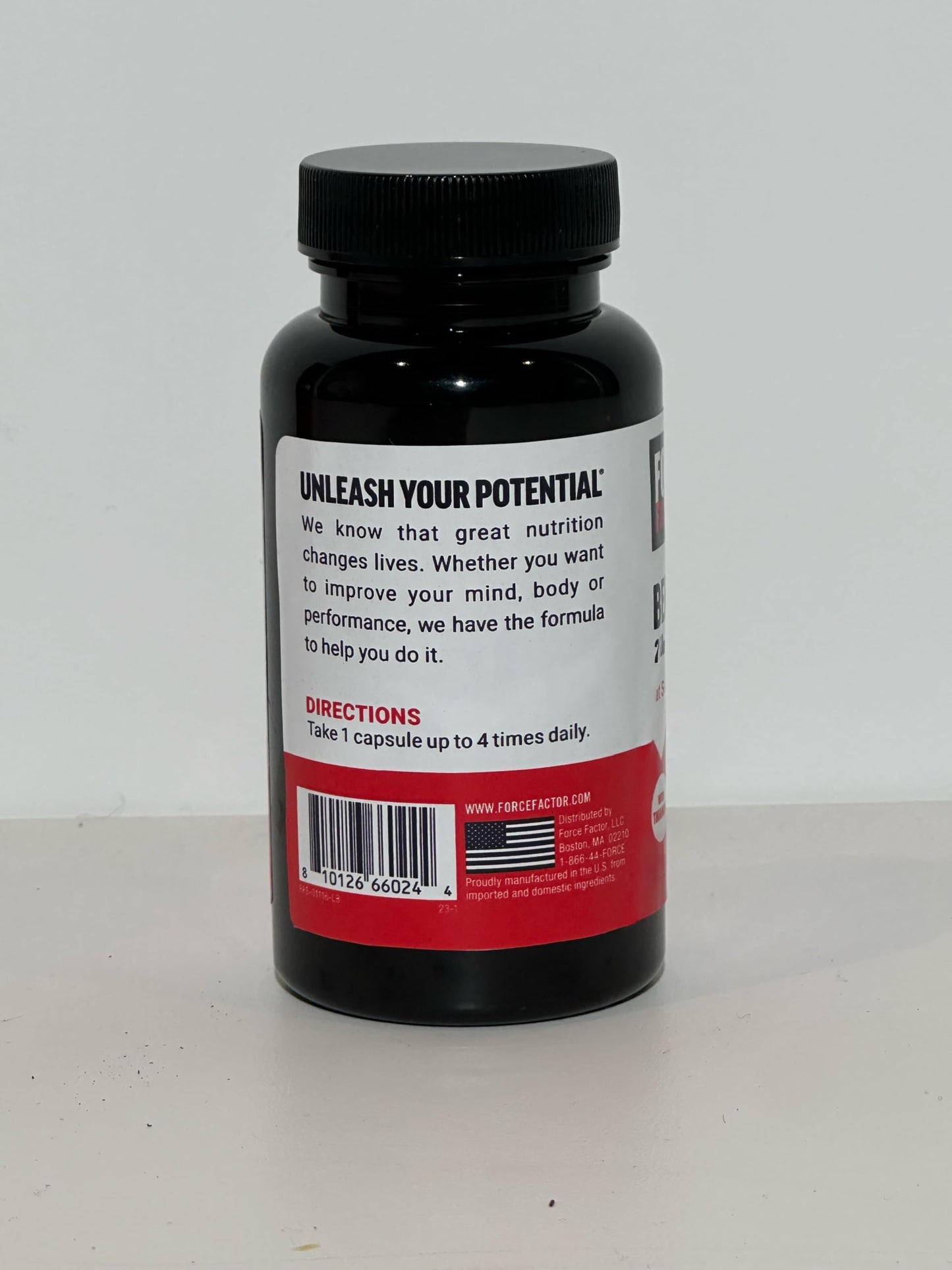 Envase de Force Factor con benfotiamina para apoyo vitamina B1