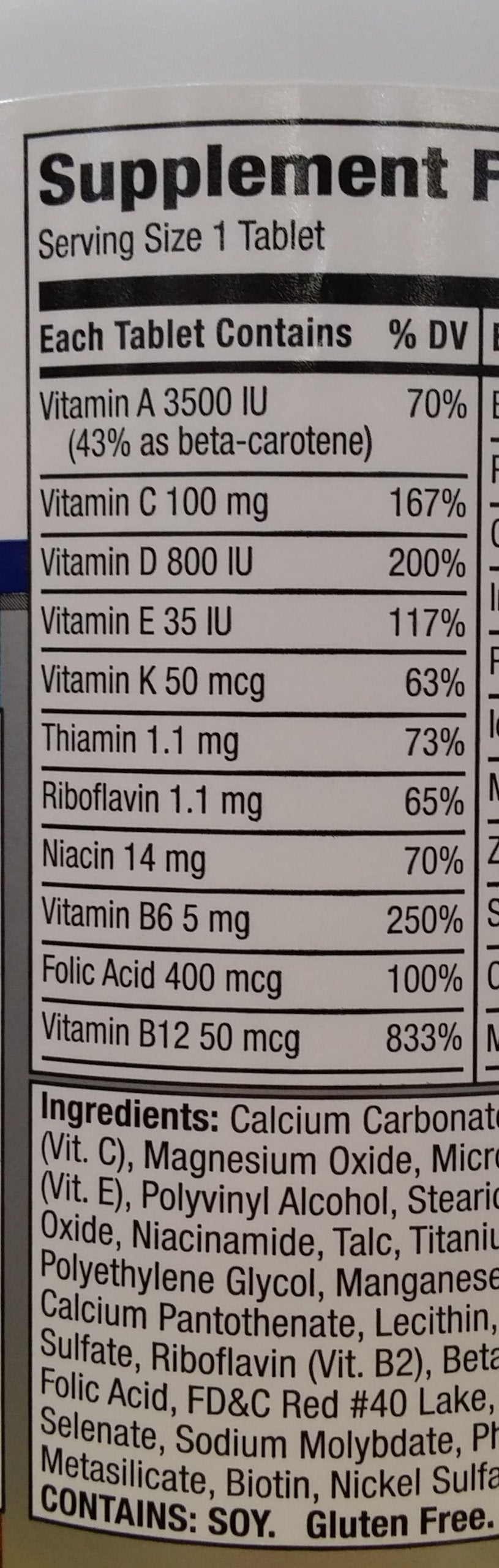 Etiqueta de ingredientes detallada para multivitamínico Equate.
