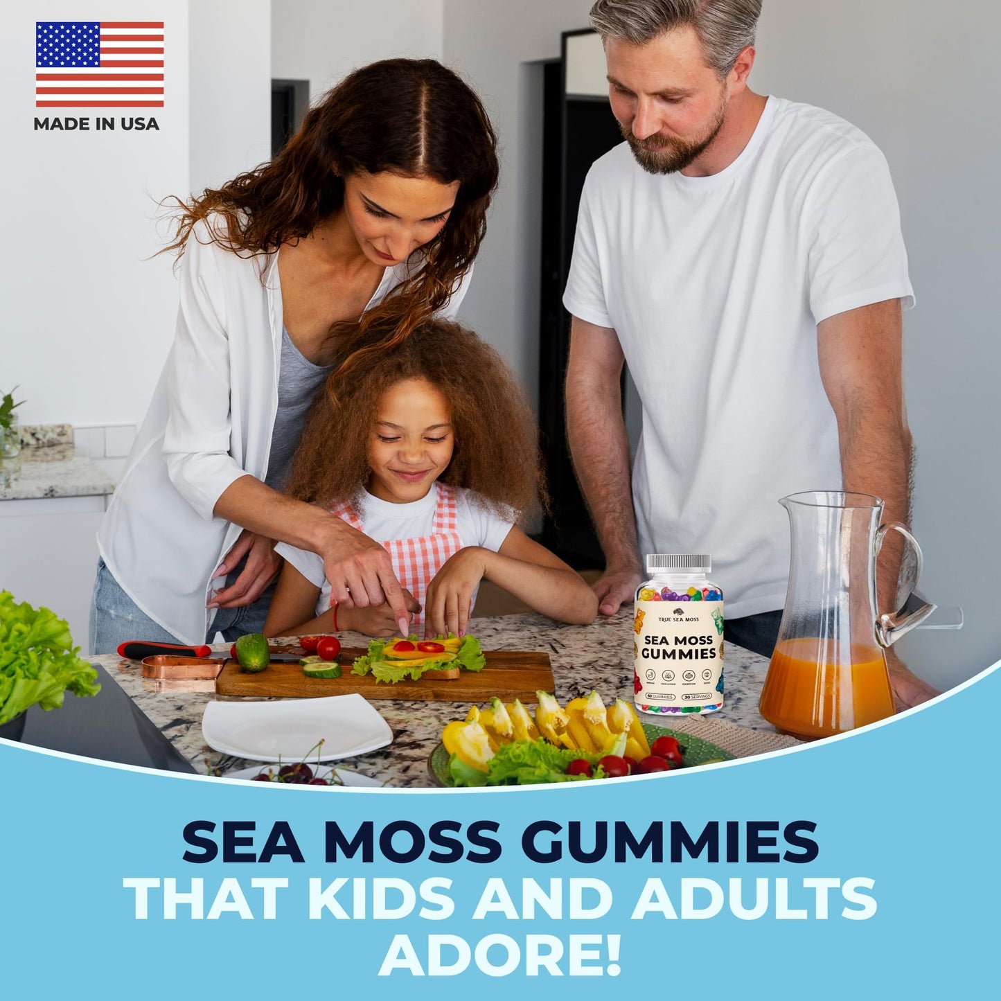Familia disfrutando gomitas de musgo marino