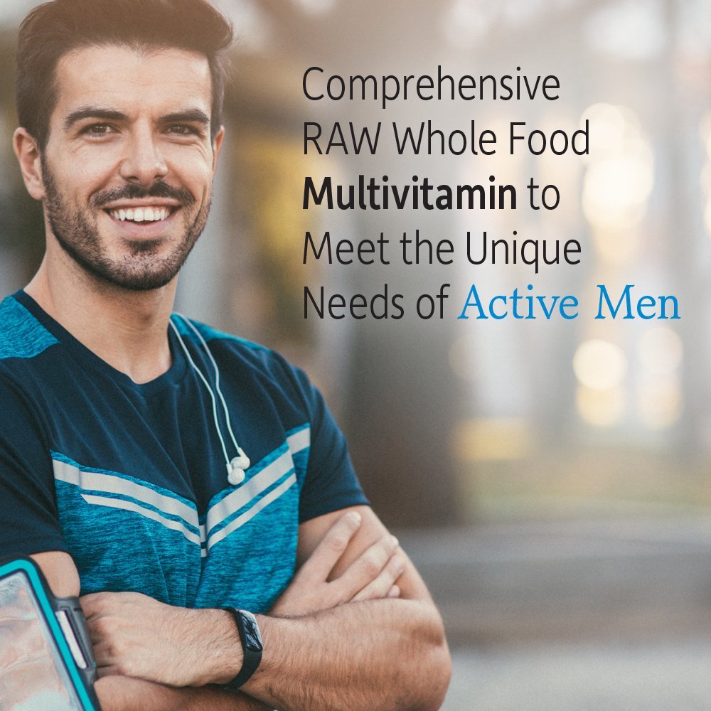 hombre activo usando vitamina code raw one