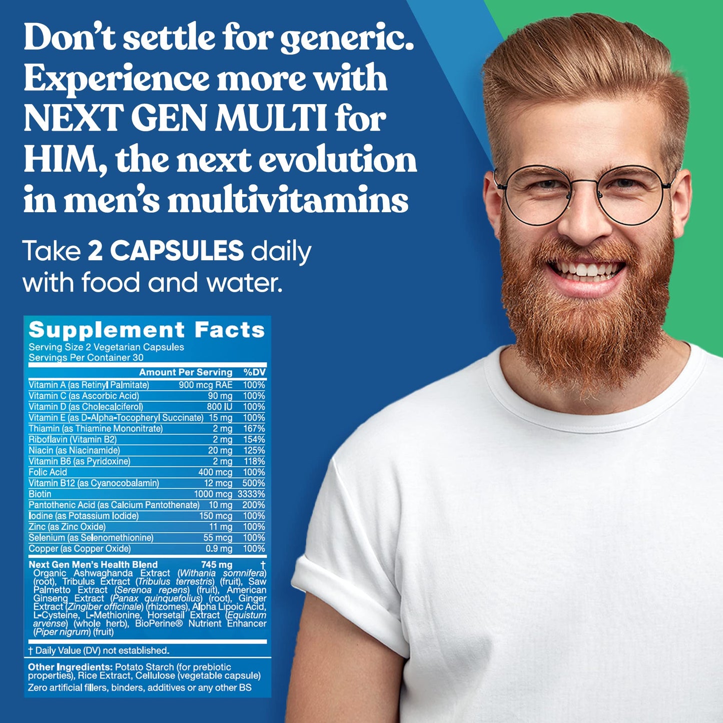 Mano sujetando cápsulas multivitamínicas.