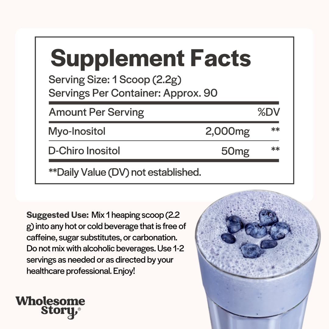 Polvo suplemento de inositol equilibrado en taza con bebida
