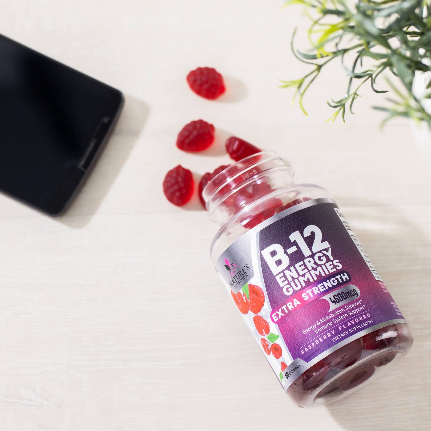 Vista superior frasco gomitas vitamina B12 Nature's Nutrition