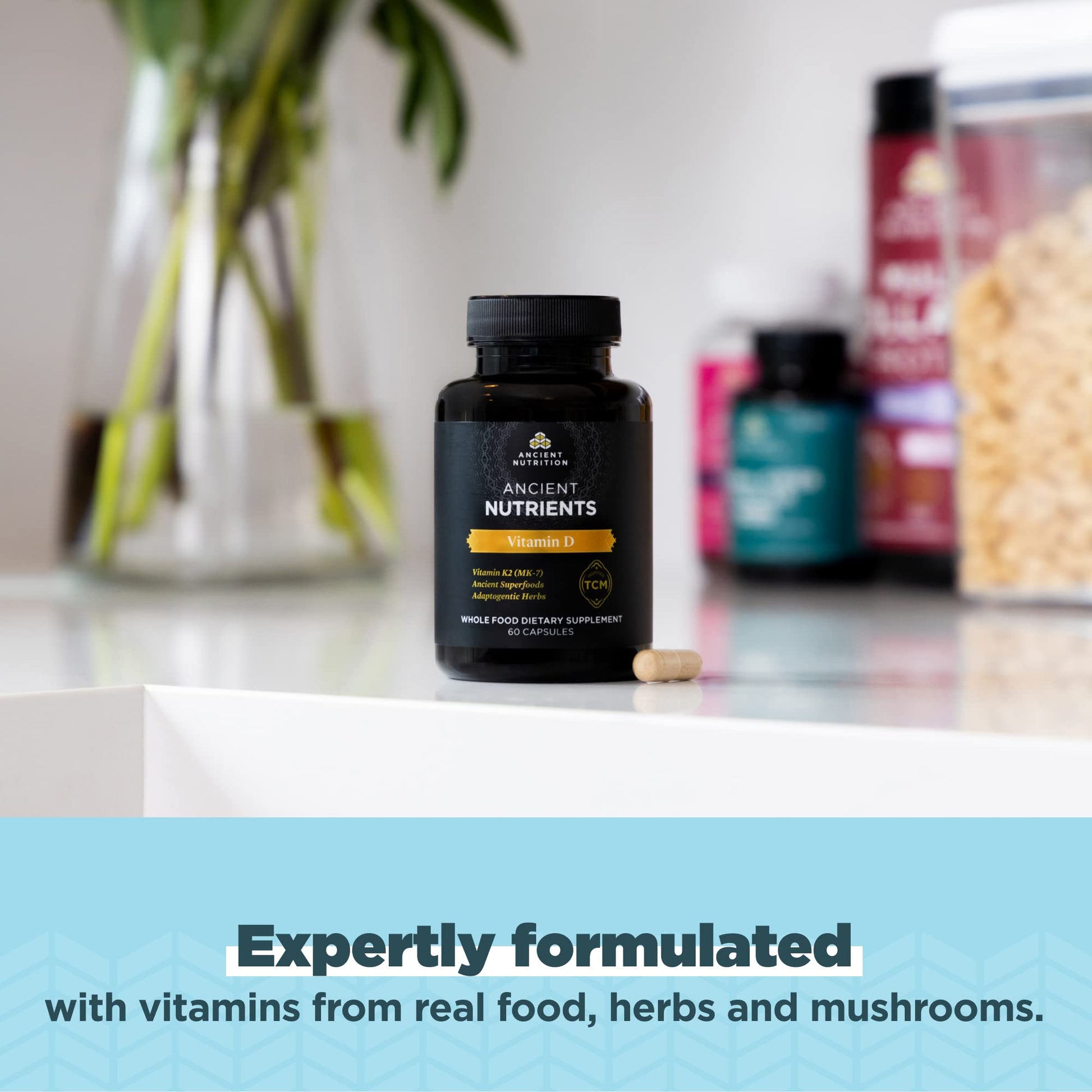 Ancient Nutrition frascos cápsulas vitamina D y vitamina C