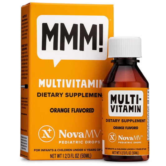 Botella de multivitamínico infantil NovaMV con sabor naranja