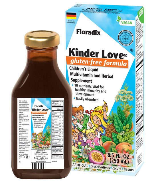 Botella de multivitamínico líquido Kinder Love de Floradix