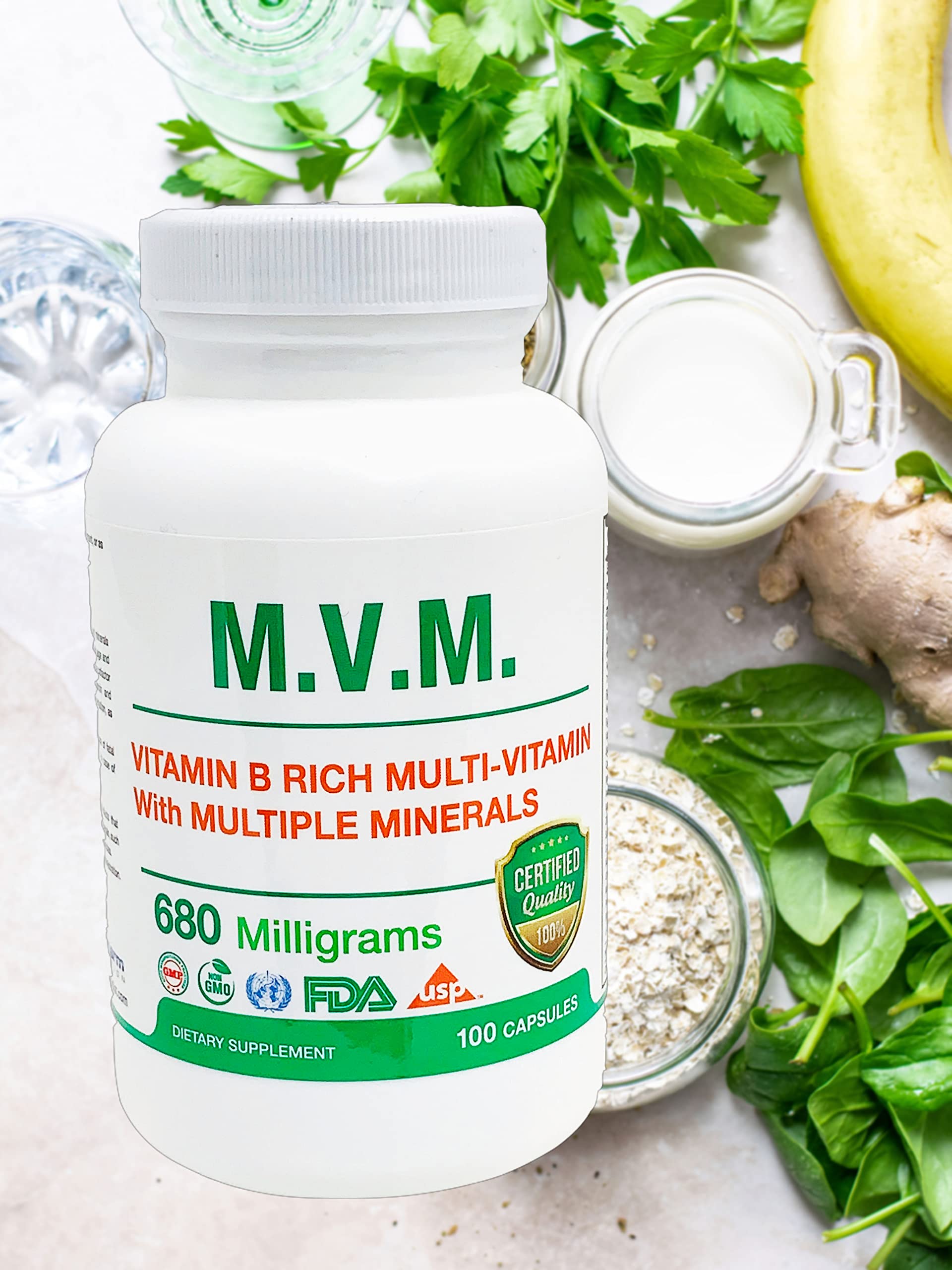 Botella de multivitamínico MVM con cápsulas.