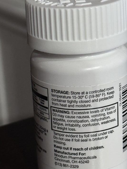 Caja de suplemento ziks vitamina d3 50000 iu para huesos