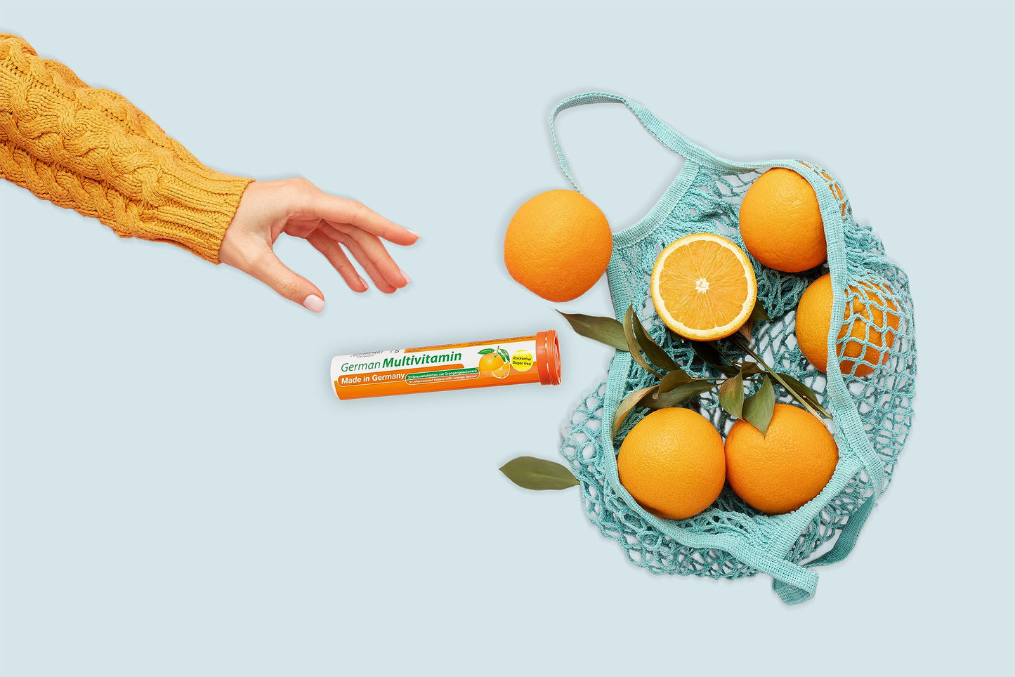 Concepto visual de tuberia vitamínica con frutas.