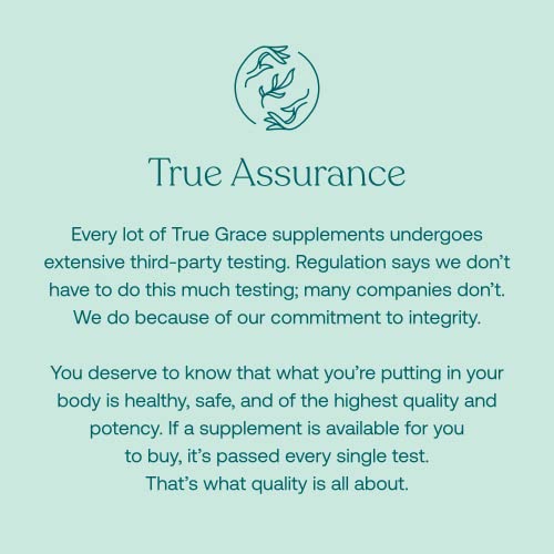 Estuche reciclado True Grace multivitaminas mujeres 50+