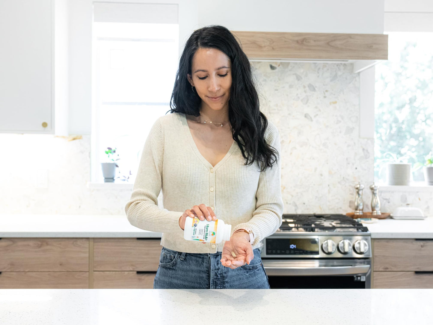etiqueta de mom multi+ multivitaminas