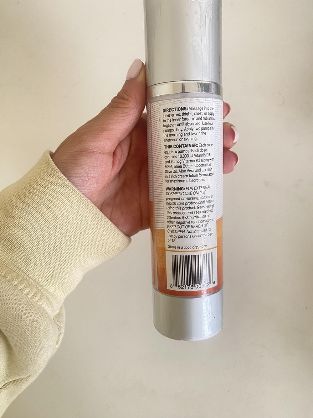 Frasco crema vitamina D3 para piel y sistema inmunológico optimizados