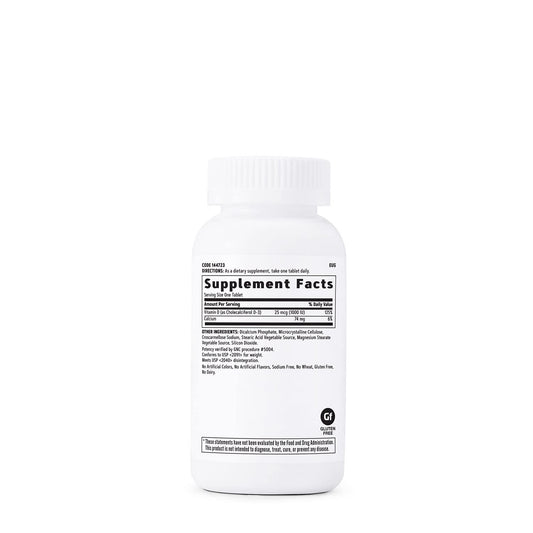 Frasco de GNC vitamina d3 180 tablets