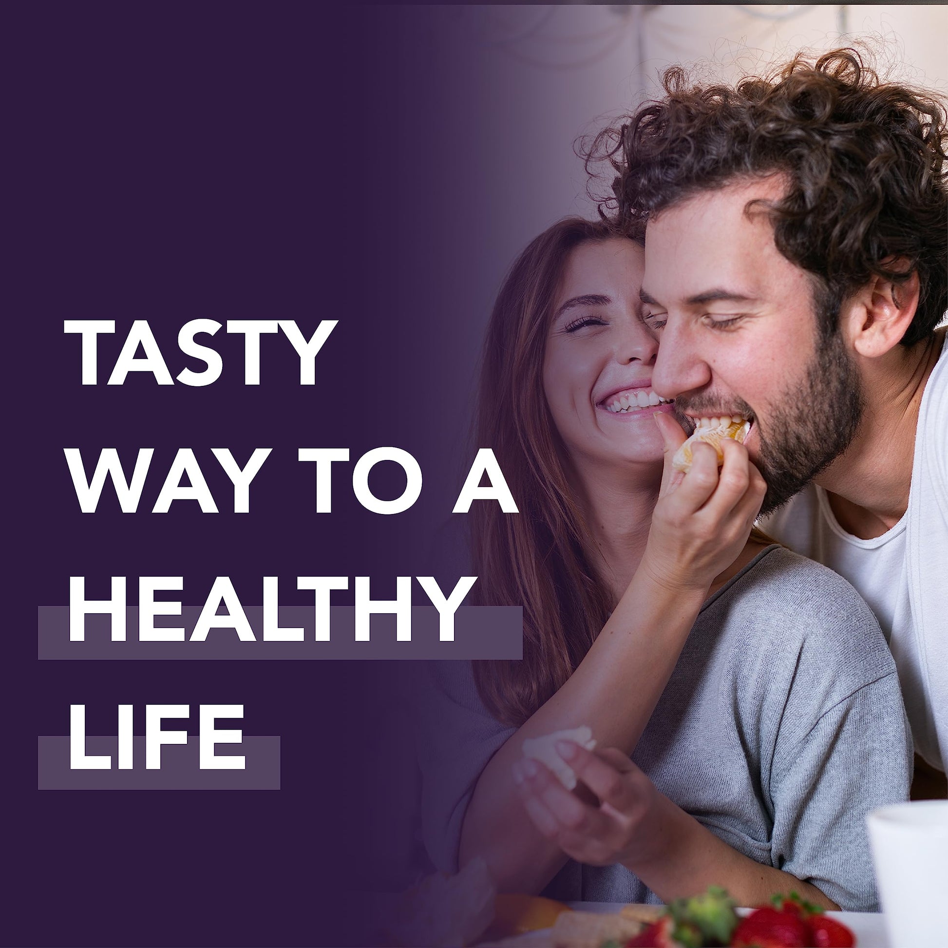 Gomita multivitamínica con sabor a fruta en mano