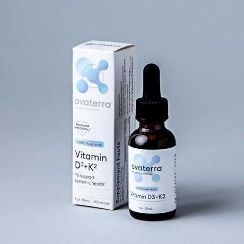 Vista cercana del gotero con gotas líquidas vitamina D3 K2