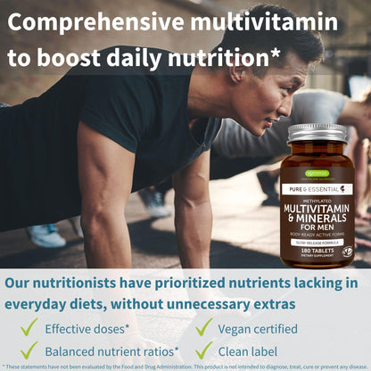Hombre ejercitándose con Igennus Multivitamínico para Hombres.