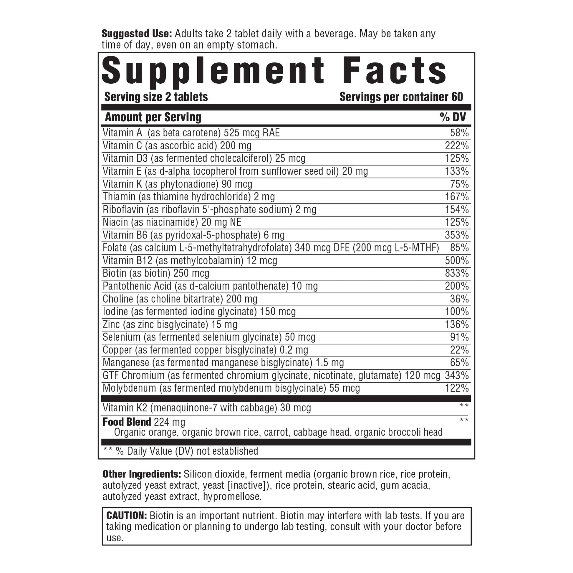 Información nutricional de multivitamínico Innate para hombres sin hierro.