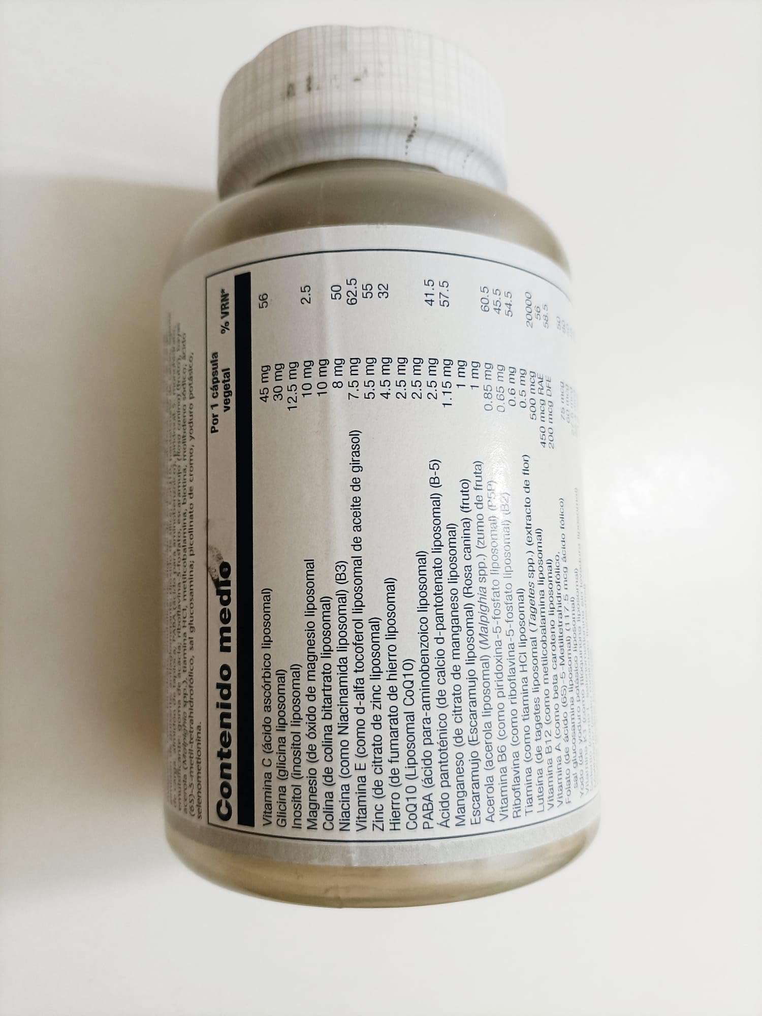Vista de ingredientes multivitamínico SOLARAY fórmula rica en nutrientes