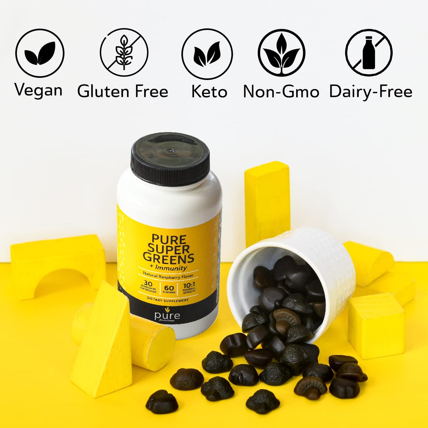 Variedades de ingredientes naturales para gomitas multivitamínicas.