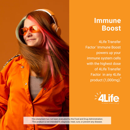 Joven disfrutando del suplemento 4Life Immune Boost