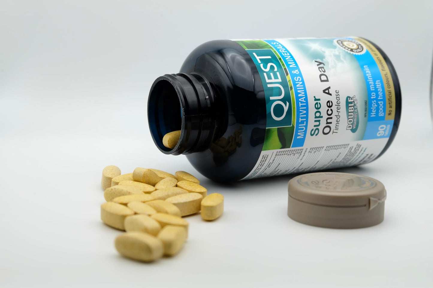 Lista de ingredientes multivitamina Quest Super