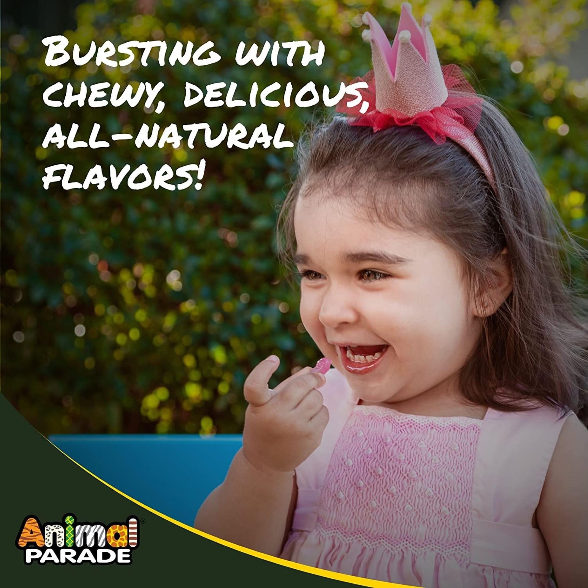 Niña disfrutando de gomitas saludables Animal Parade