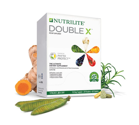 Caja de suplemento Nutrilite DOUBLE X con ingredientes naturales.