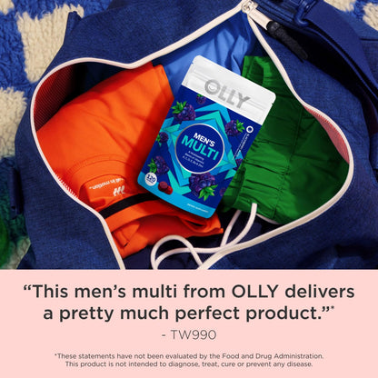Paquete OLLY multivitamínico en mochila de gimnasio.