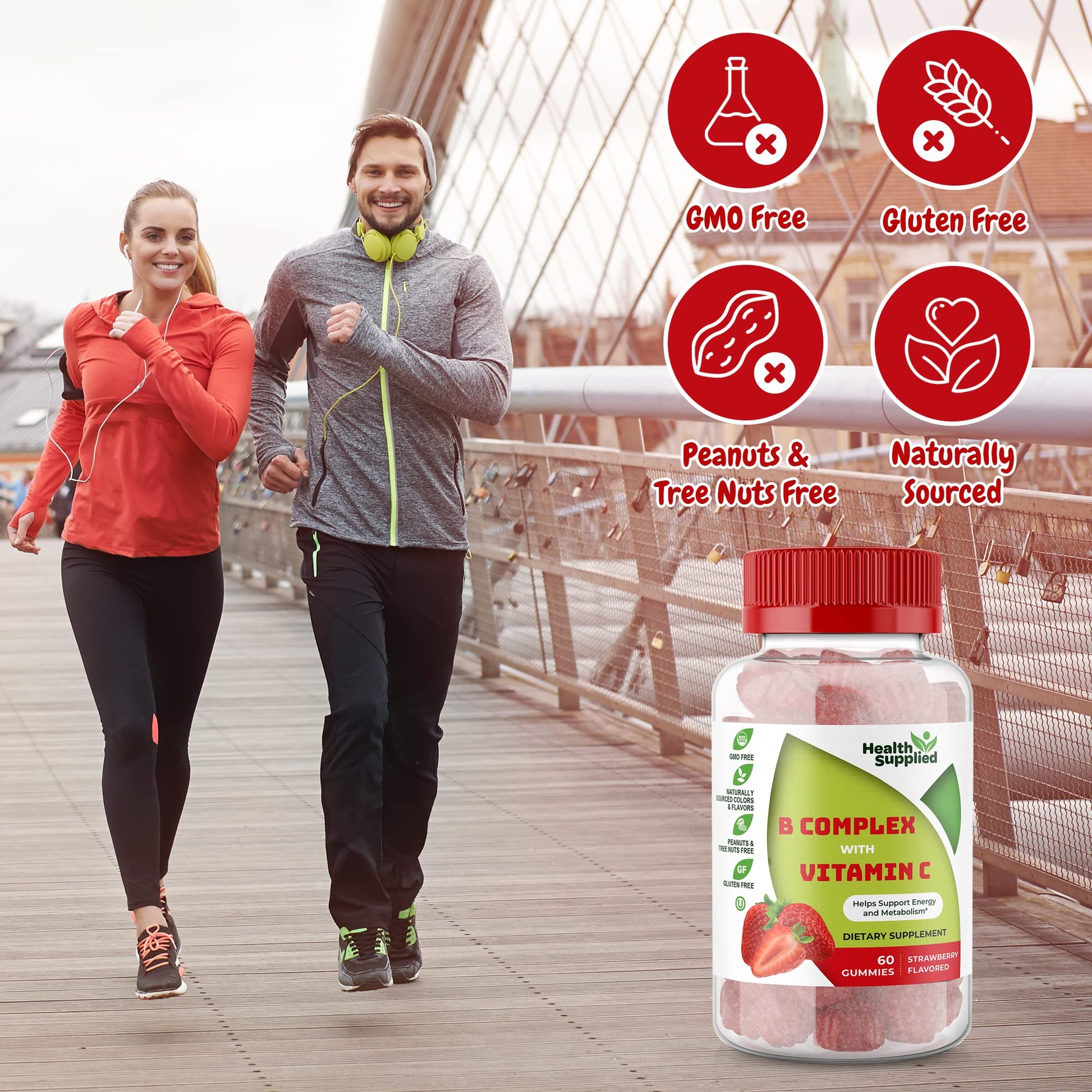 Pareja corriendo con gomitas de vitamina B y C de fondo