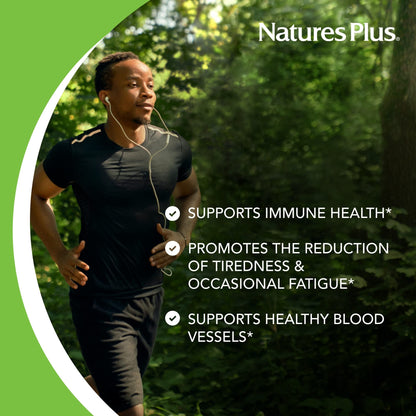 persona corriendo con vitaminas nature's plus
