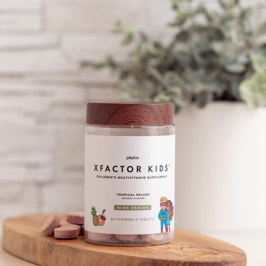 Xfactor Kids multivitaminas ambientado en cocina
