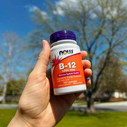 Presentación lateral de botella NOW Vitamina B12 1000 mcg