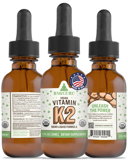 Frasco de vitamina K2 RawGuru orgánica vegana con fondo blanco