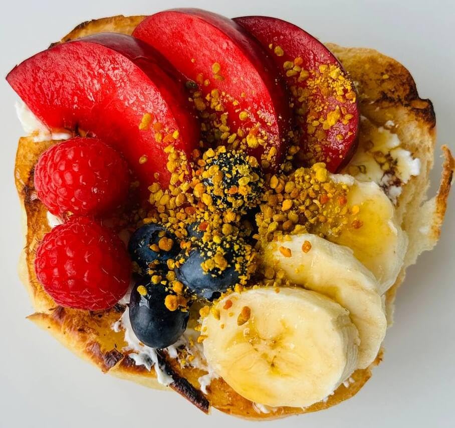 rosquilla con polen de abeja y frutas