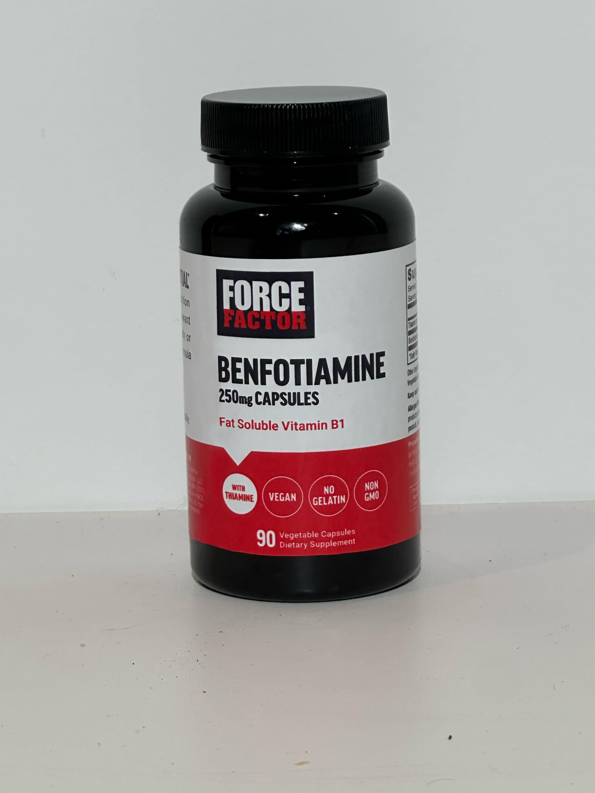Suplemento premium benfotiamina Force Factor no contiene gelatin
