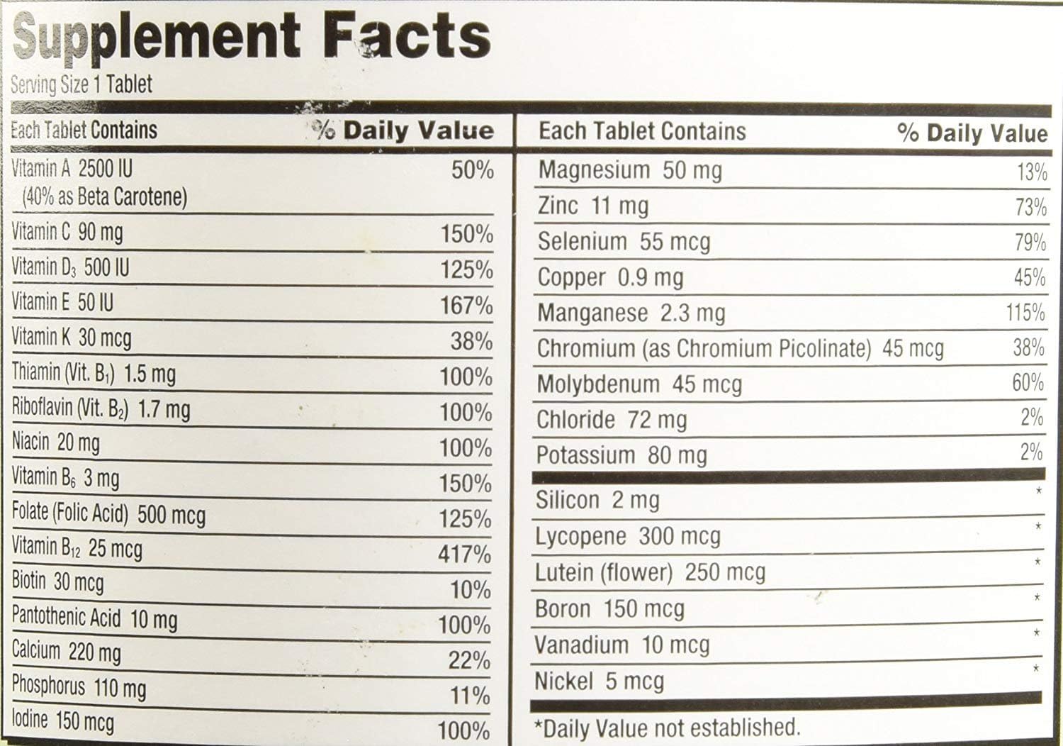 Suplementos de Kirkland con información de valores nutritivos.