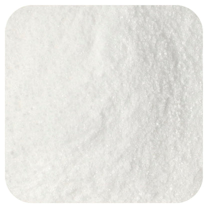 Vitamina C en polvo mostrada con cuchara