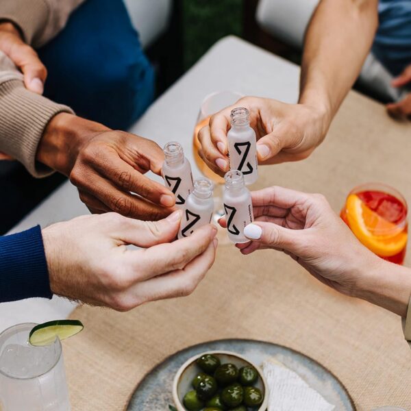 Bebida ZBiotics portátil para aliviar resaca y proteger hígado