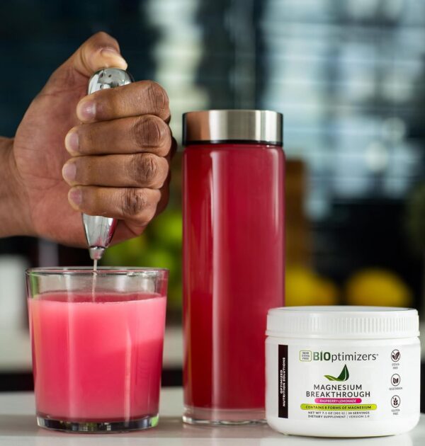 Bote y etiqueta del producto