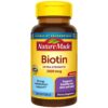 Biotina Nature Made 2500 mcg 150 softgels para cabello piel y uñas