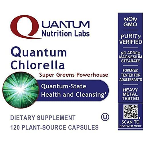 Tablero con cápsulas de chlorella para detox y antioxidantes