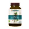 Cápsulas de Himalaya Ashwagandha orgánica en mano