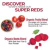 Polvo Country Farms Super Reds mezclado con batido