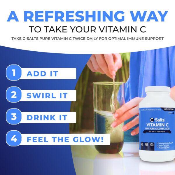 Disolución del polvo de vitamina C en agua