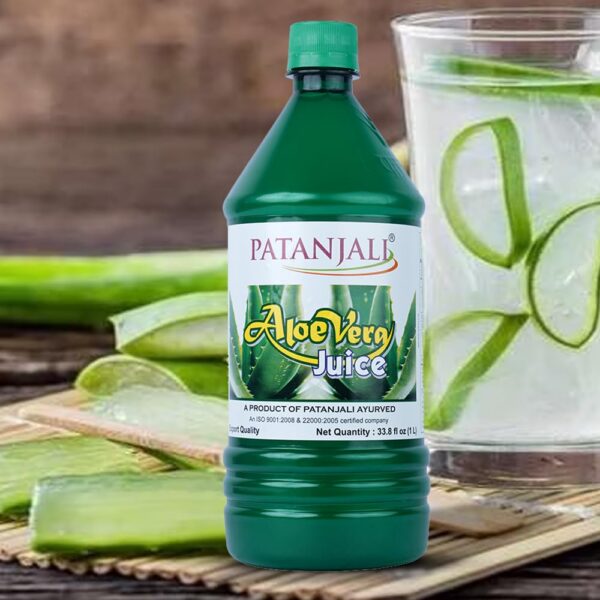Detalle botella jugo aloe vera Patanjali