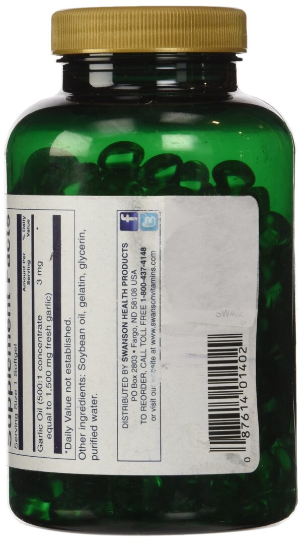 Detalle botellas suplemento aceite de ajo Swanson 500 cápsulas