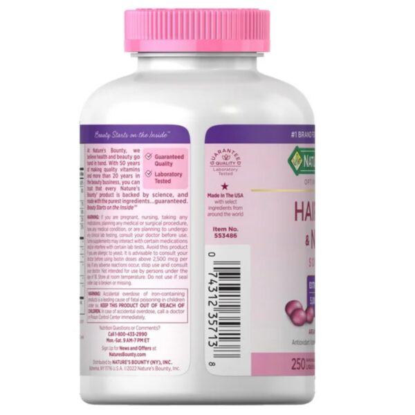 Detalle caja y tabletas recubiertas suplemento biotina 5000 mcg