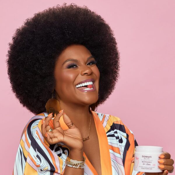 Envase gomitas biotina veganas Donna's Recipe para cabello